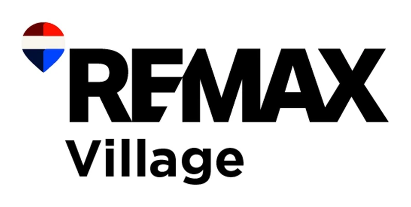 REMAX Village