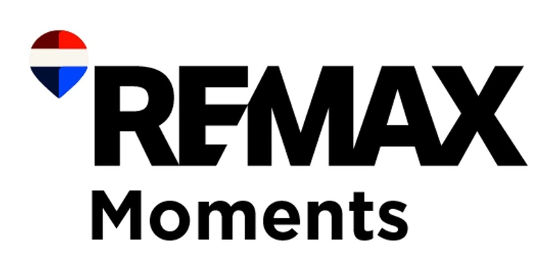 REMAX Moments
