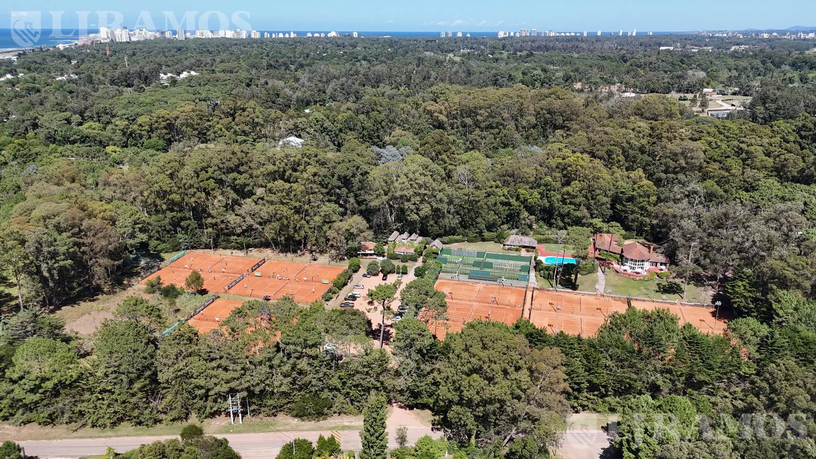 Tennis Ranch Villas & Houses