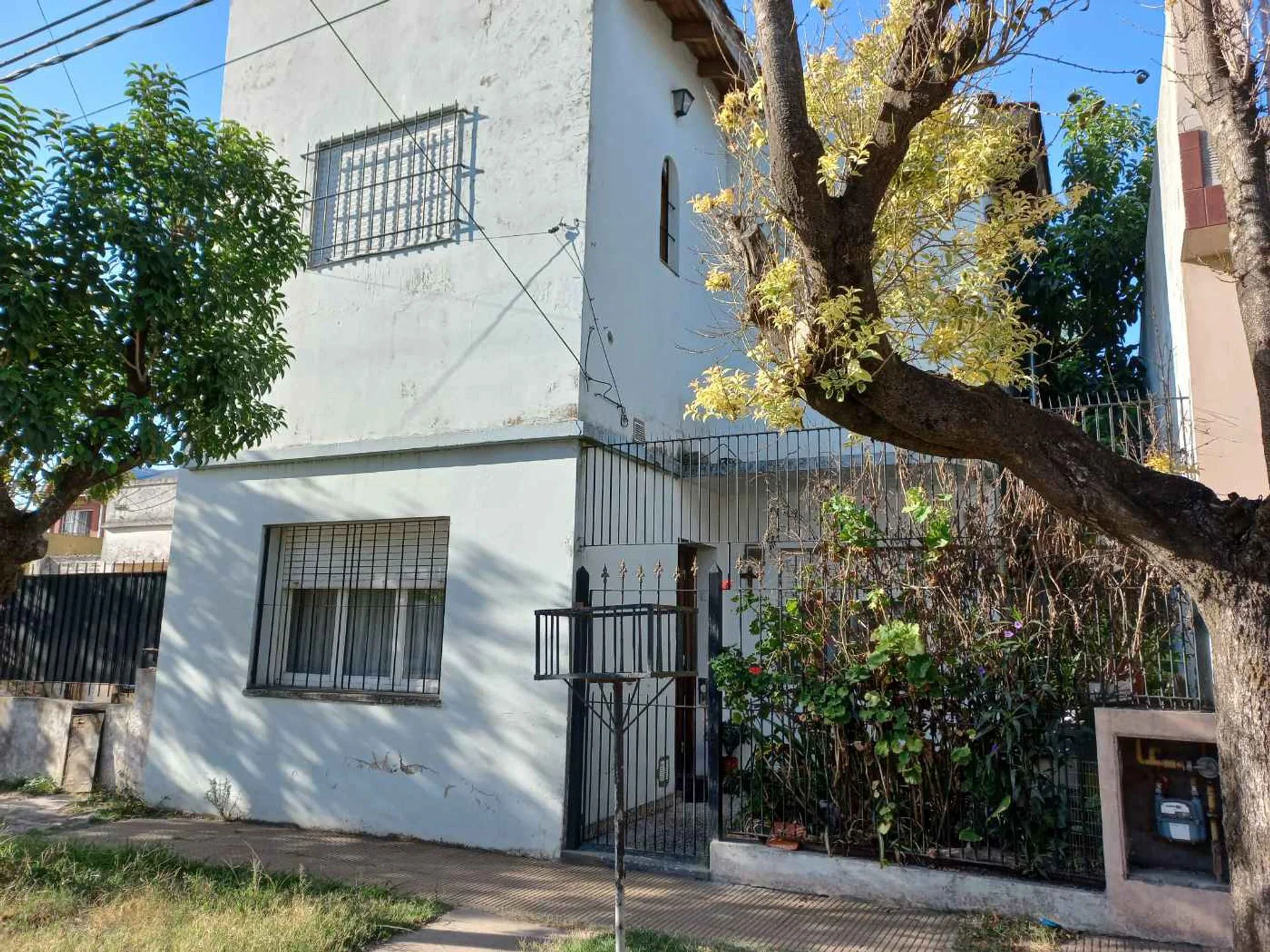Venta Casa Merlo 4 ambientes 2 baños Apto Crédito! foto 2