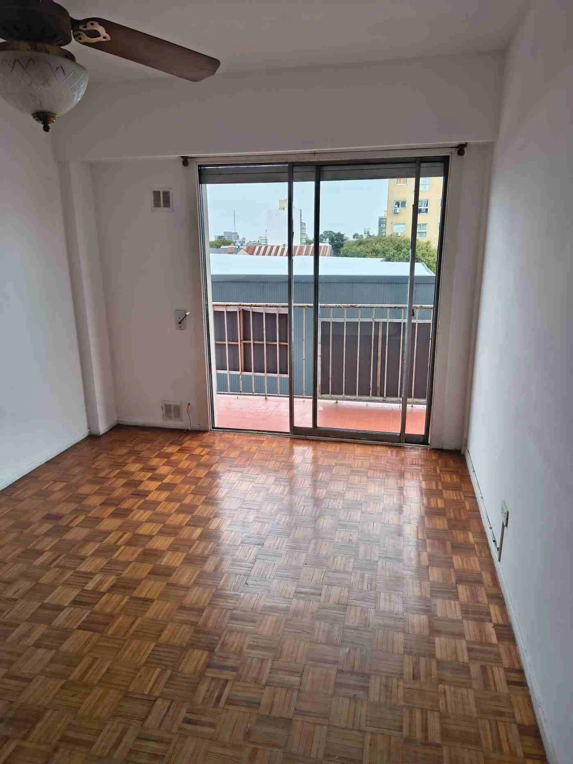 Venta Departamento 3 Amb C/Cochera foto 3