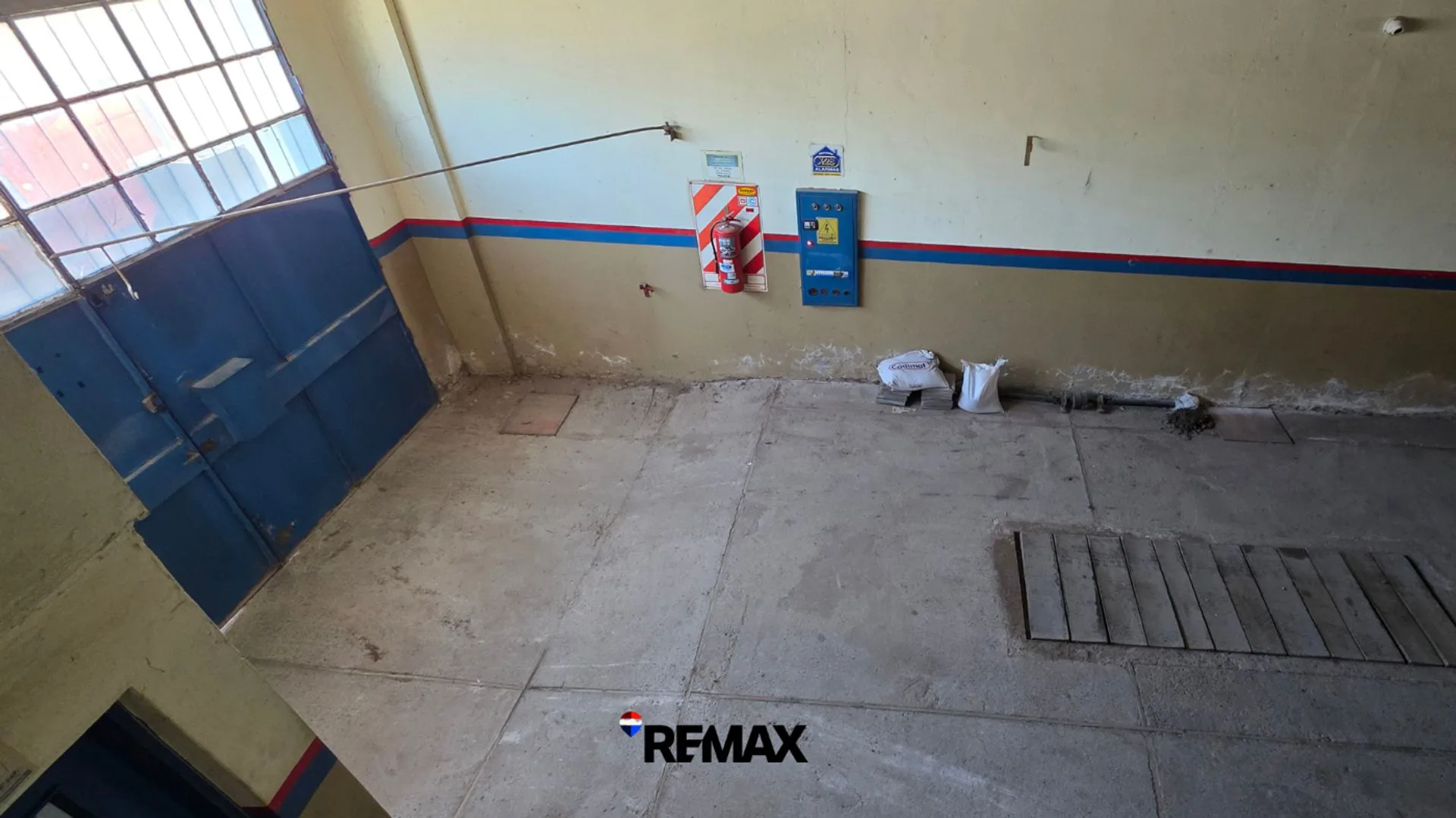 GALPON EN VENTA | ENTRE RIOS 1438 | GRAN UBICACION foto 3