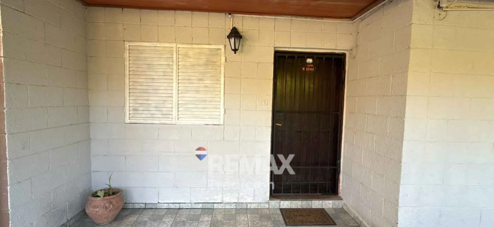 VENTA CASA 3 HABITACIONES BARRIO ESPAÑA foto 3