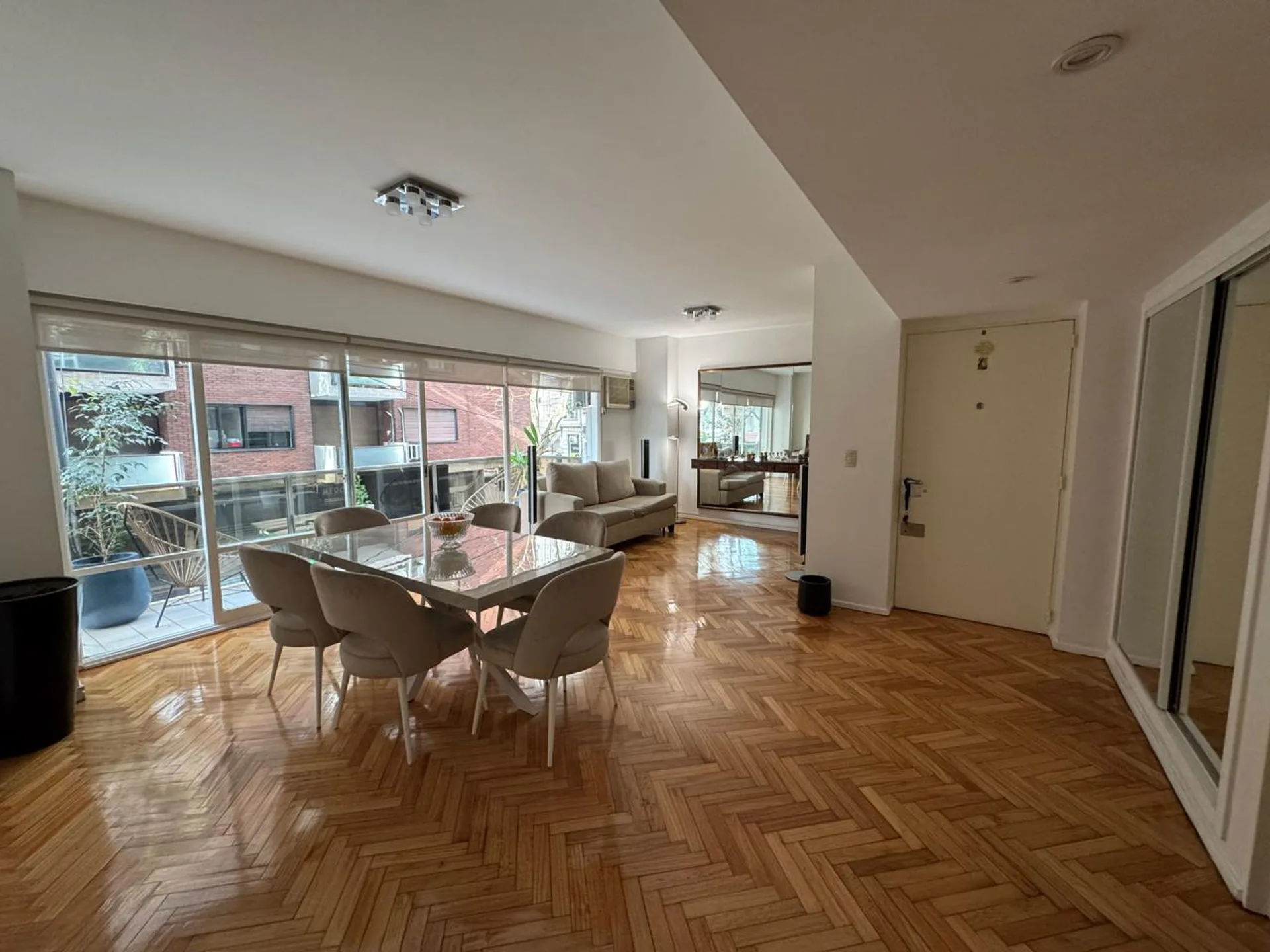 VENTA DEPARTAMENTO RECOLETA GRAN PATIO Y COCHERA foto 4