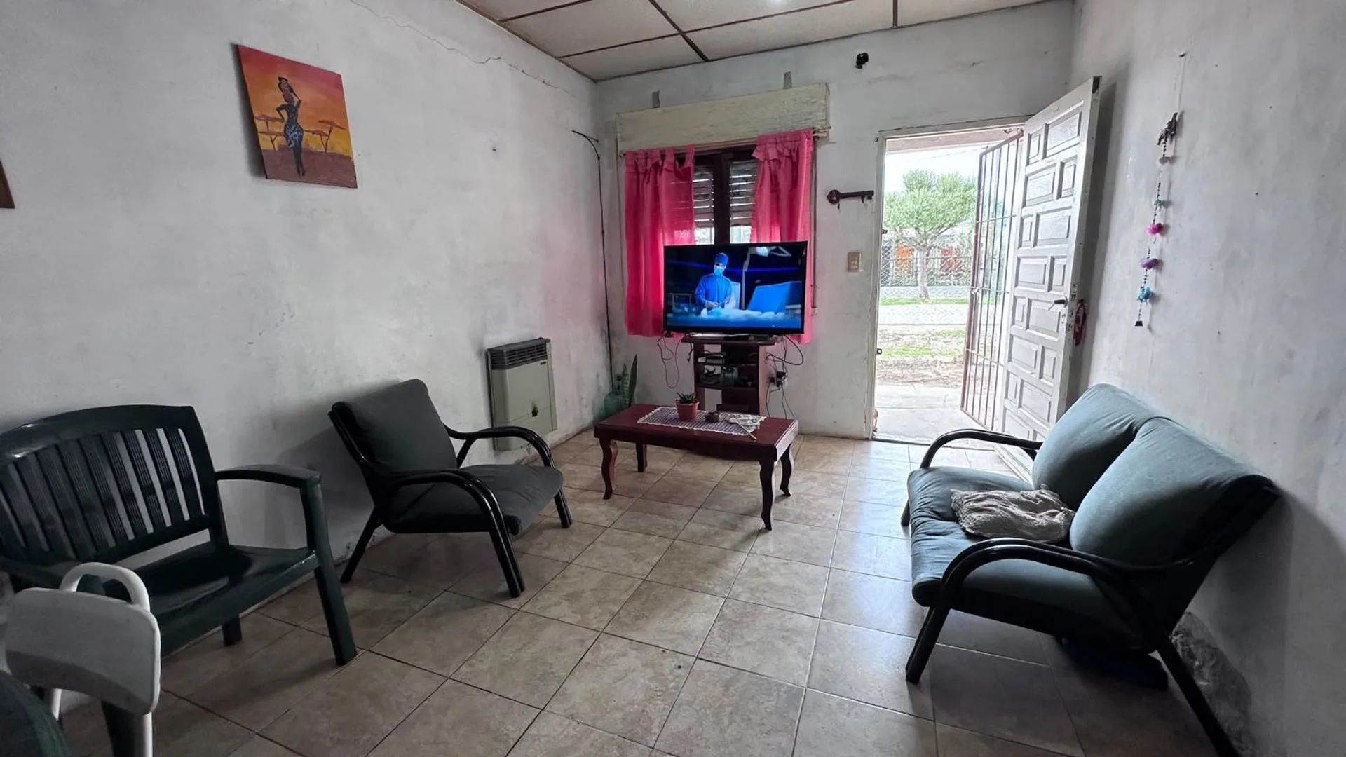 VENTA CASA 2 HAB COCHERA AMPLIO TERRENO foto 4
