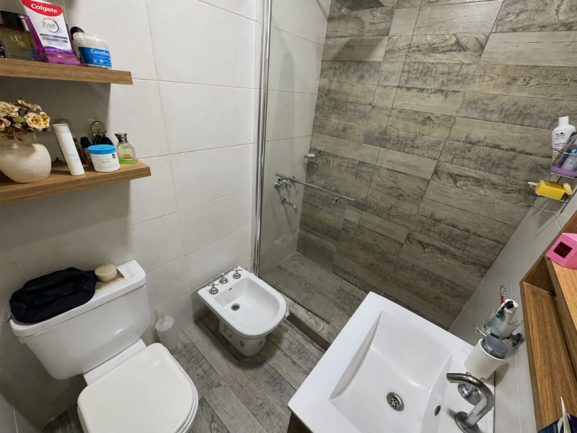 VENTA PH 3 Ambientes con Patio EXCELENTE ENTORNO foto 4