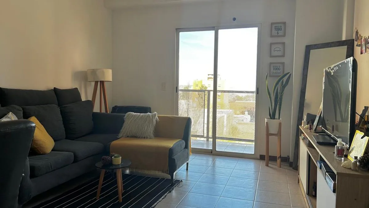 VENTA DE DEPARTAMENTO DOS DORMITORIOS, NEUQUEN foto 2