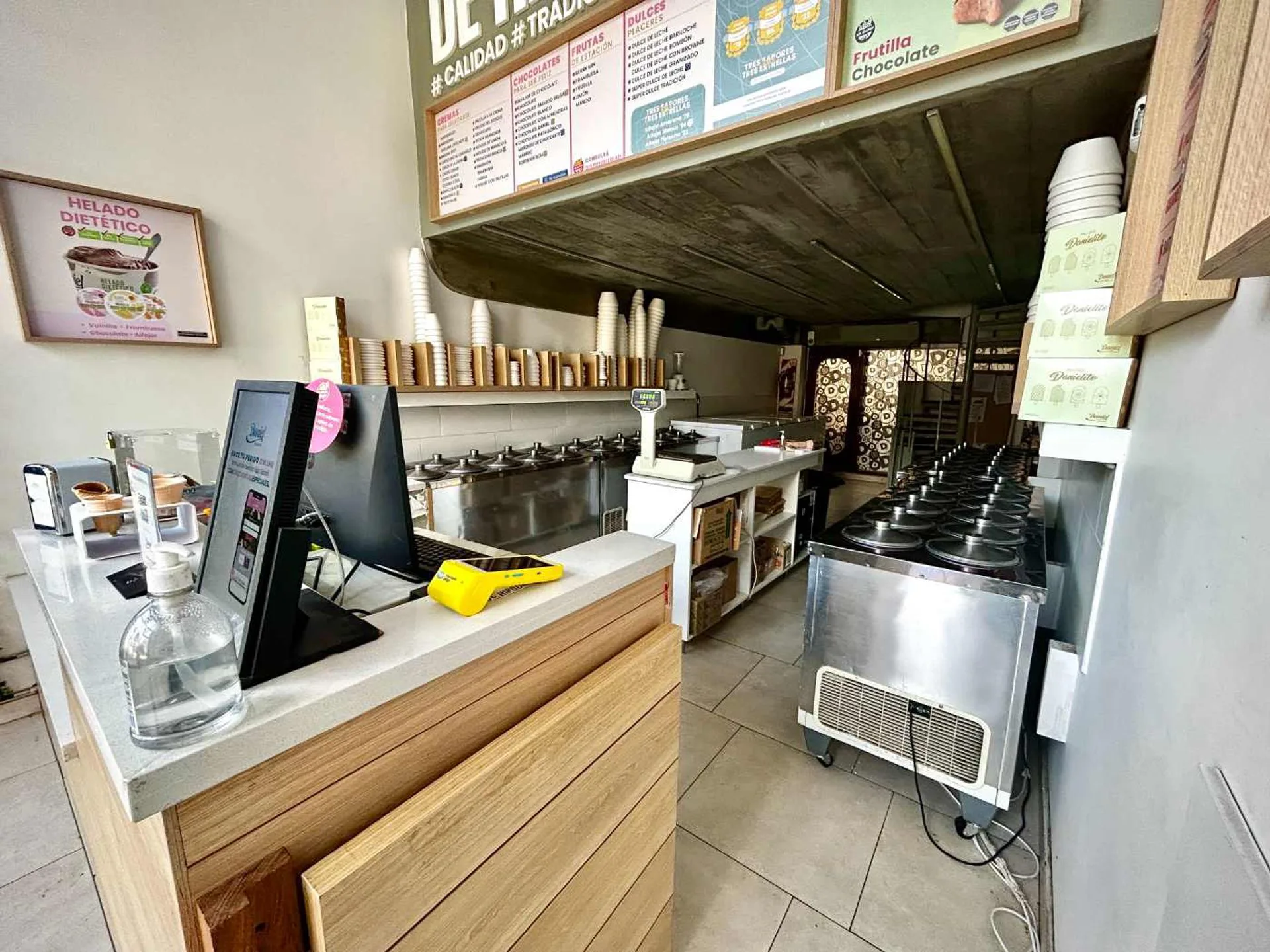 Fondo de Comercio Heladeria en Venta, San Isidro foto 5