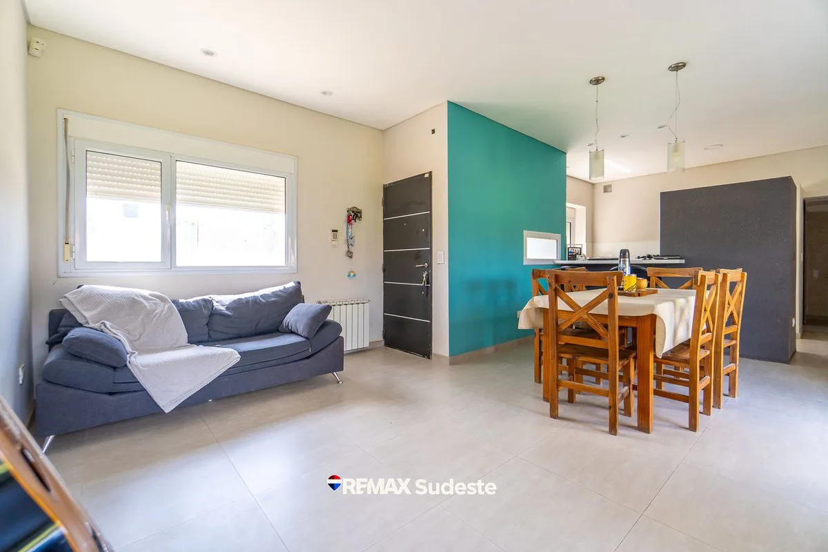 Casa moderna |APTA CRÉDITO| Gran lote y quincho foto 2