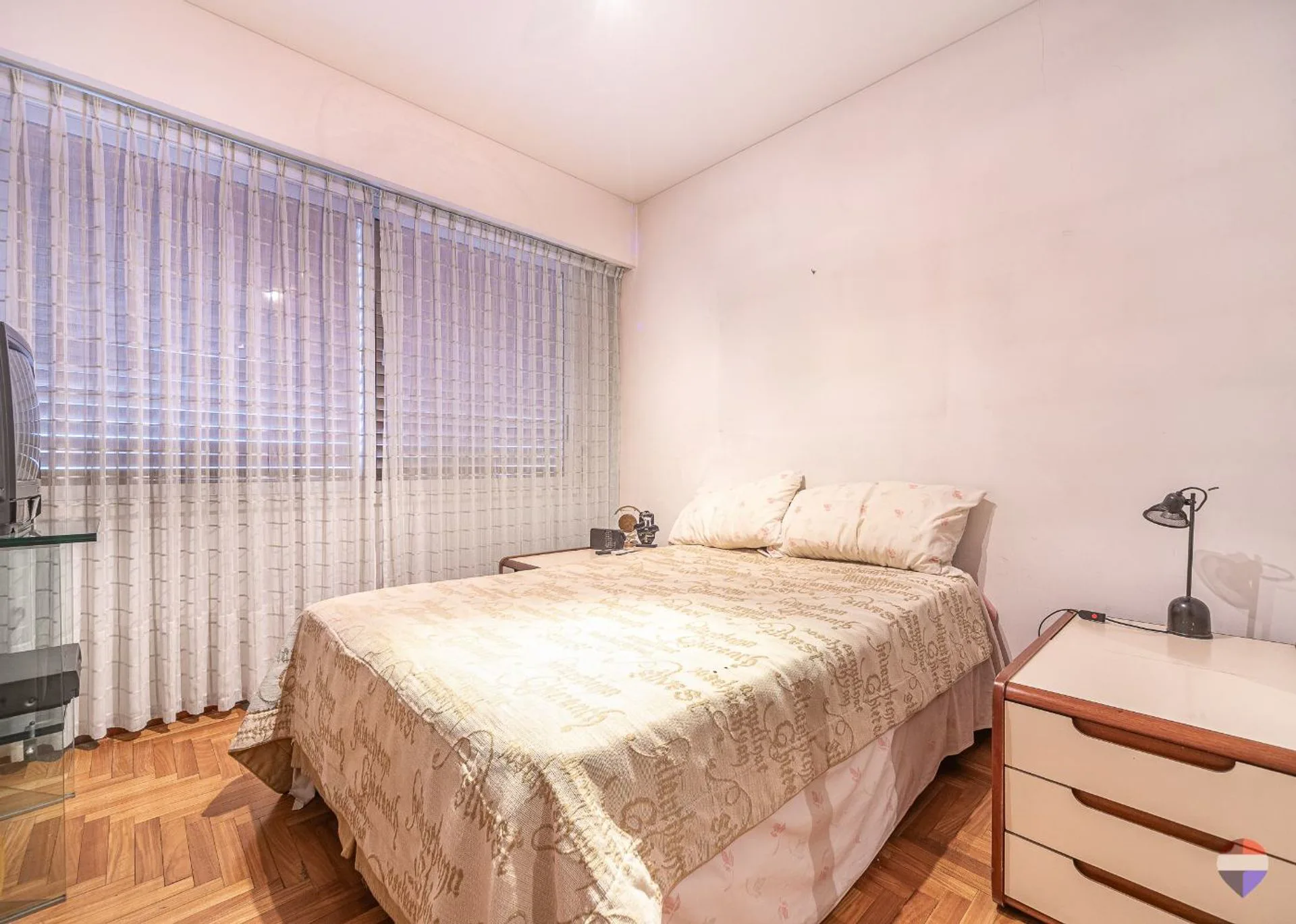 PISO 4 AMB C/DEP VENTA BELGRANO BALCON COCHERA BAU foto 5