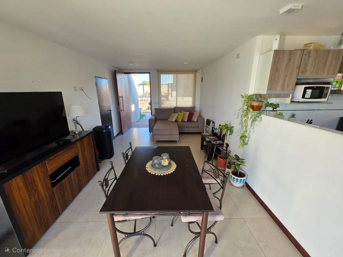 Venta de casa B° Privado Maipú- 4 ambientes foto 5