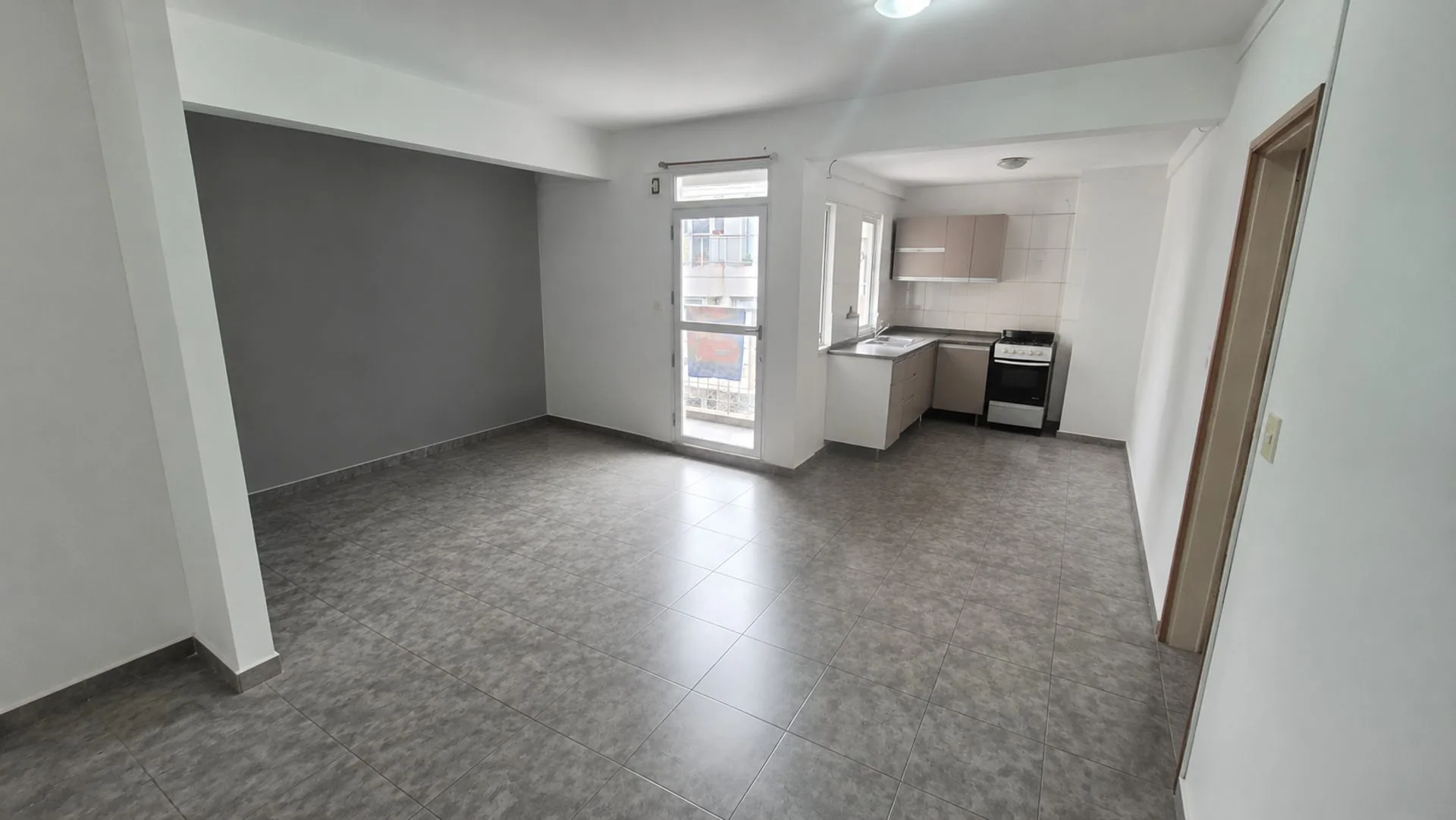 MONOAMBIENTE EN VENTA V URQUIZA 40M2 foto 2