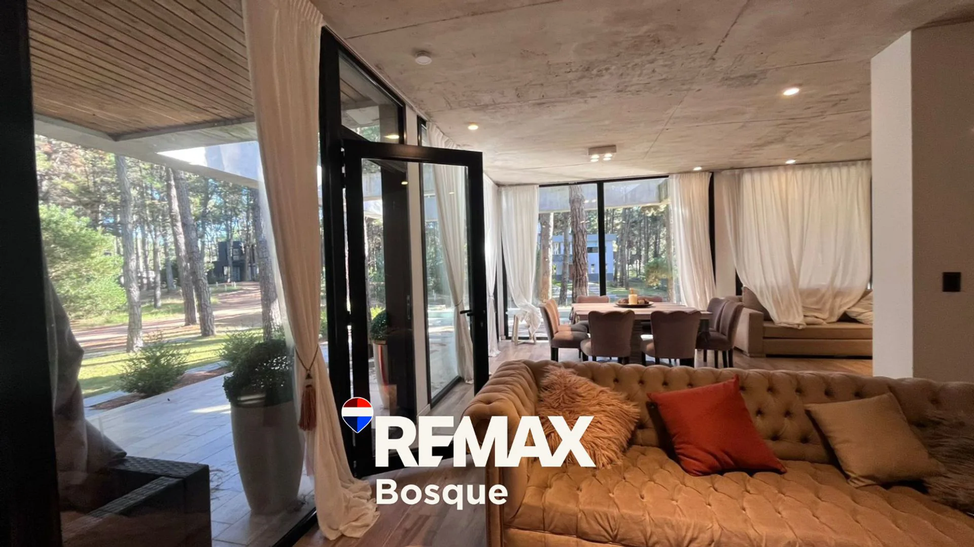 VENTA CASA VILLA ROBLES HORMIGON VISTO foto 4