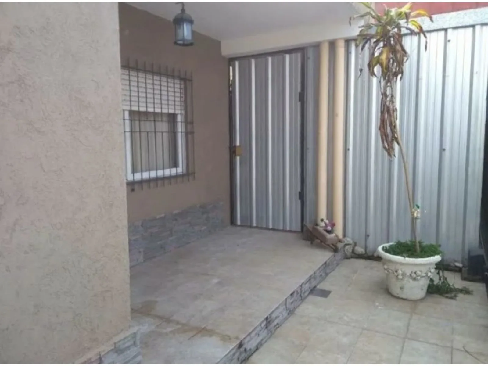 Venta Casa Estilo Americano en Castelar Sur foto 4