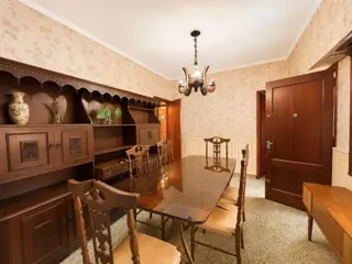 Amplio Chalet En Esquina Con Jardín, Patio Y Doble Entrada - Gendra Propiedades foto 5