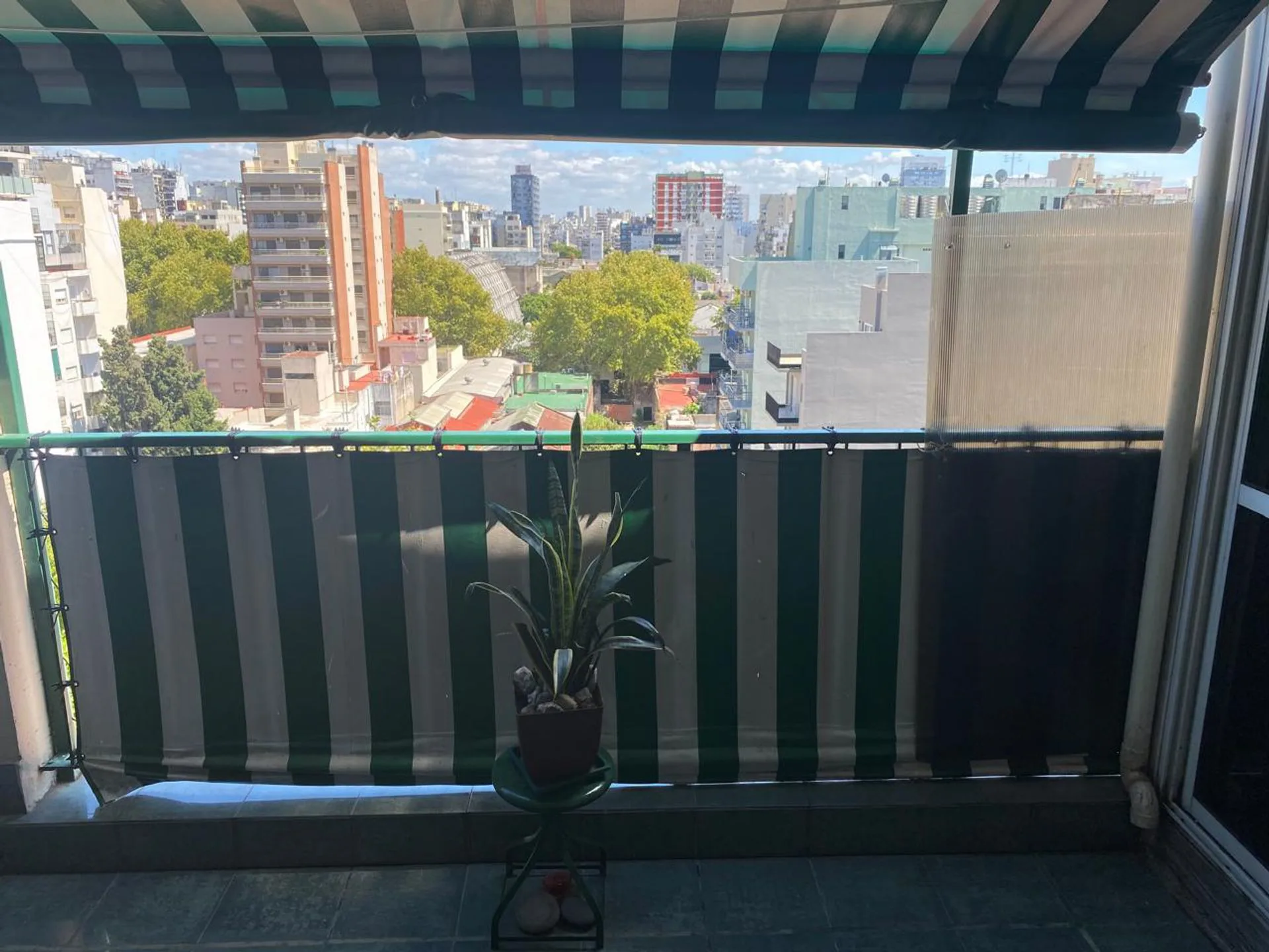 VENTA MONOAMBIENTE CON BALCON VISTA ABIERTA foto 4