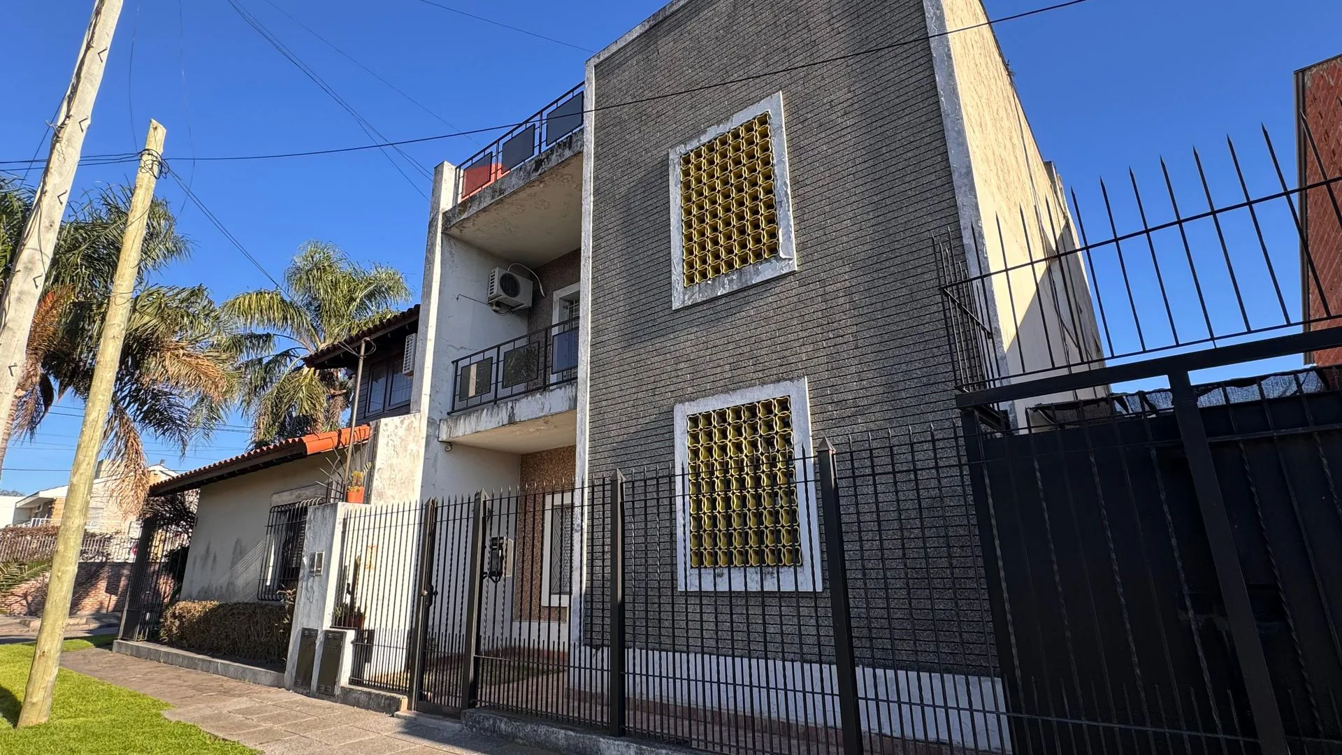VENTA PH 3 AMBIENTES EN HAEDO CON TERRAZA foto 2