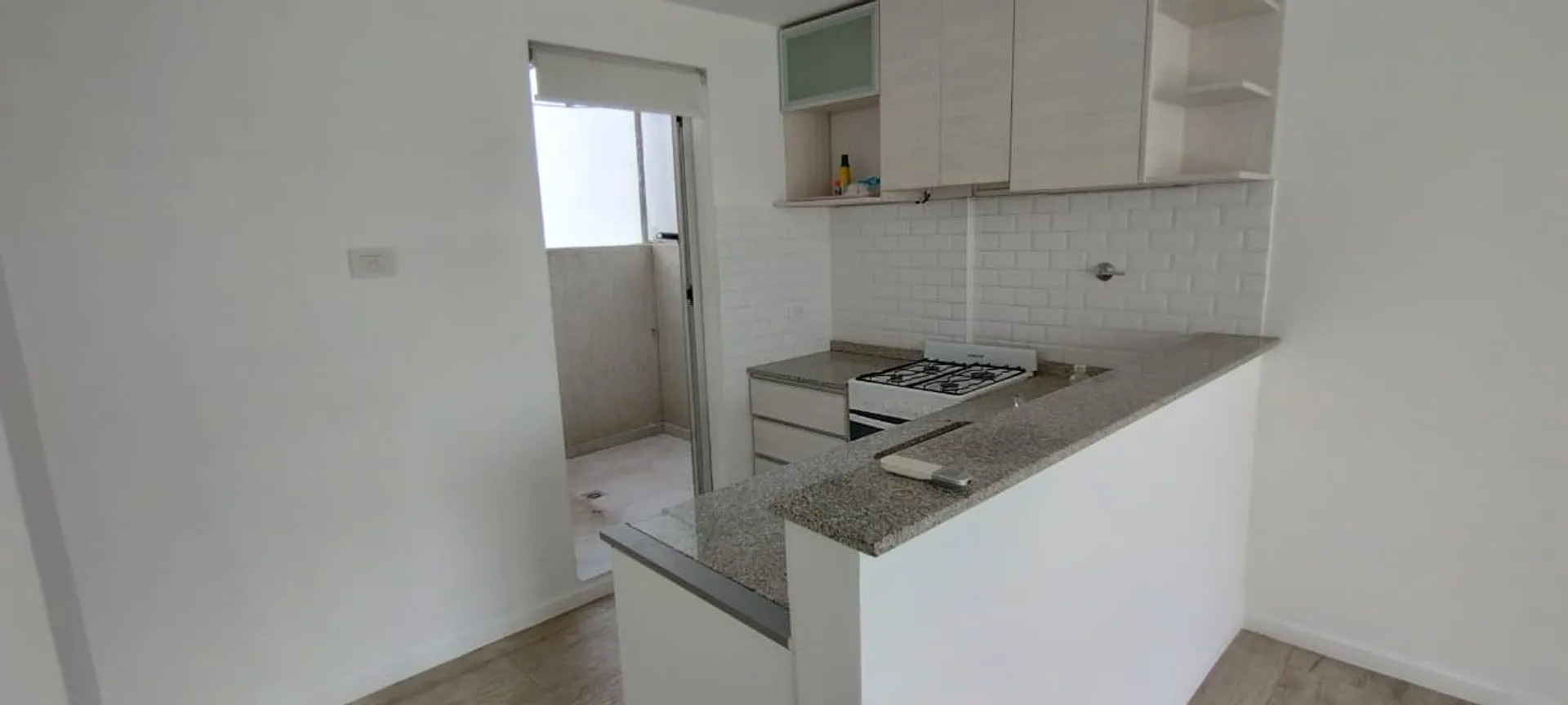 EXCELENTE DEPARTAMENTO 2 AMB. EN VILLA DELPARQUE foto 5