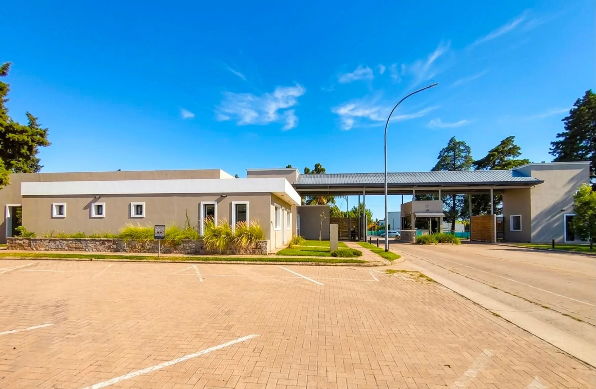 VENTA LOTE EN BARRIO CERRADO ANTIGUA ESTANCIA foto 2