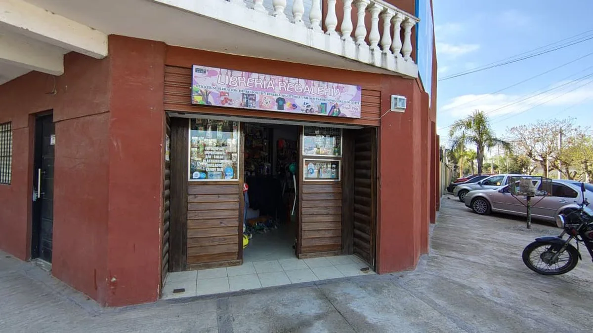 LOCAL EN VENTA, UN AMBIENTE, AZCUENAGA 2845, MUÑIZ foto 2