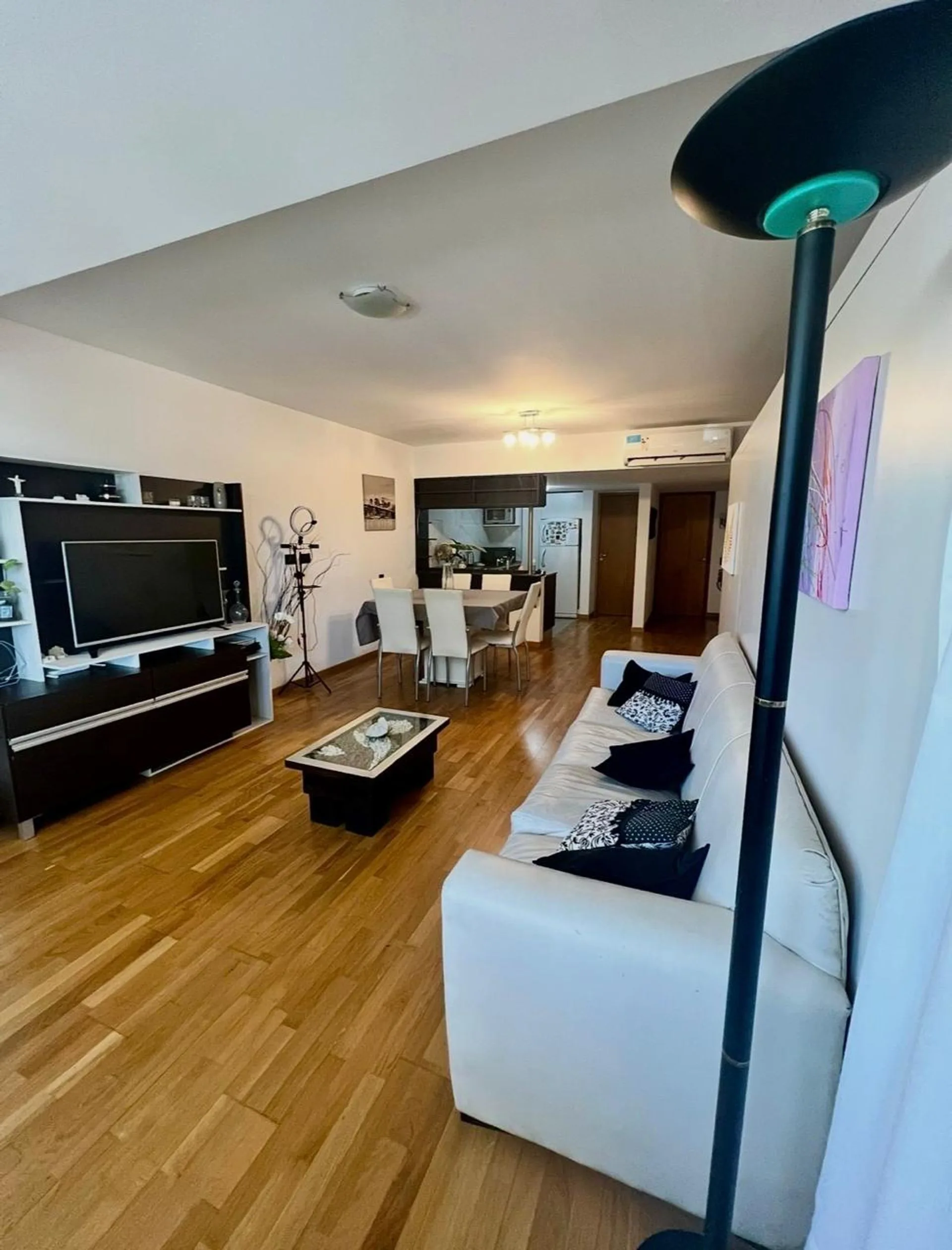 Alquiler piso exclusivo 1 dormitorio amoblado foto 3