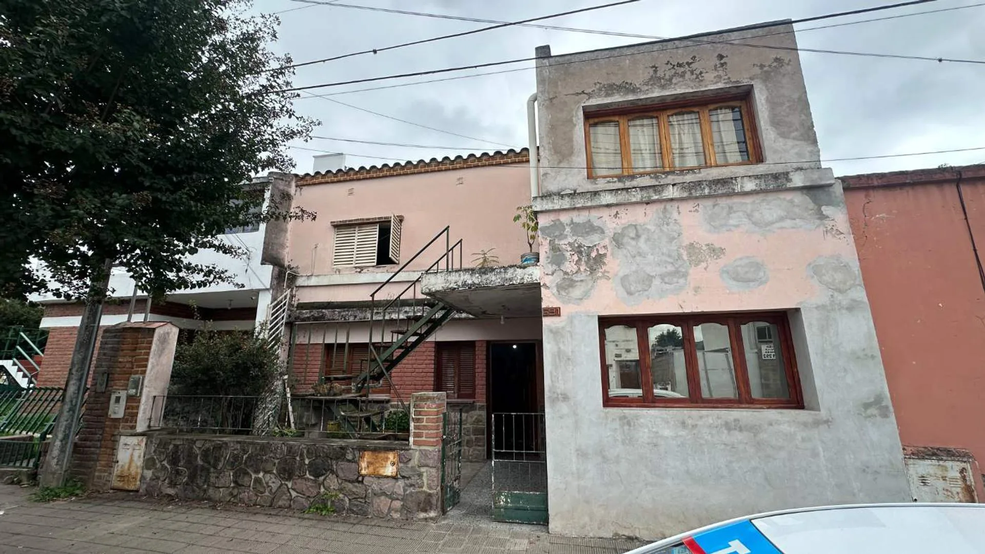 VENTA CASA + DTOS EN B° CIUDAD DE NIEVA foto 2