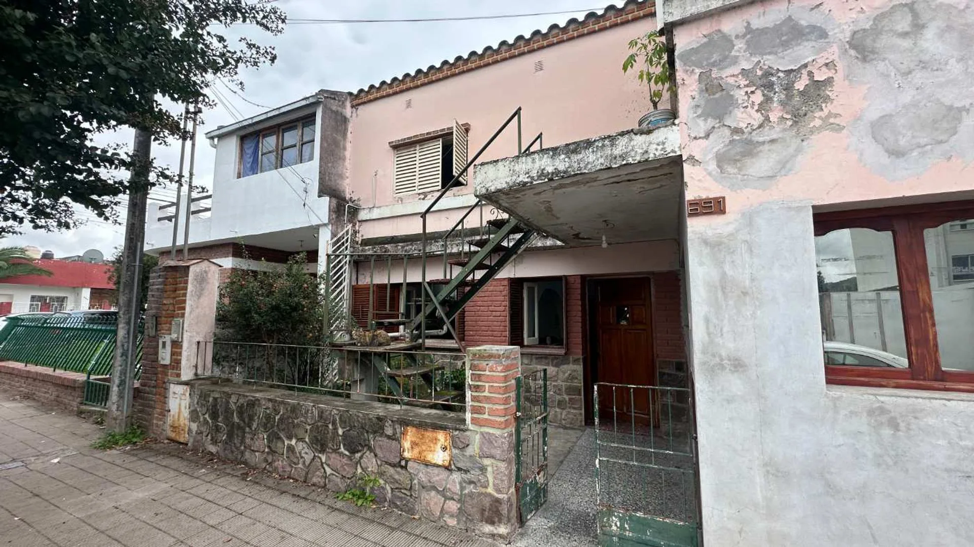 VENTA CASA + DTOS EN B° CIUDAD DE NIEVA foto 4