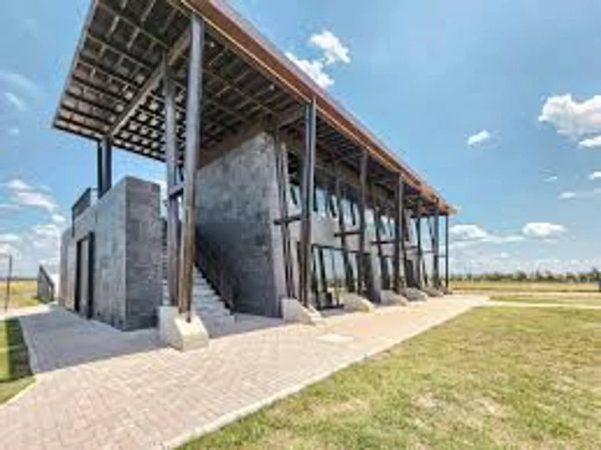 Lote en venta en Funes Lakes Barrio Cerrado foto 5