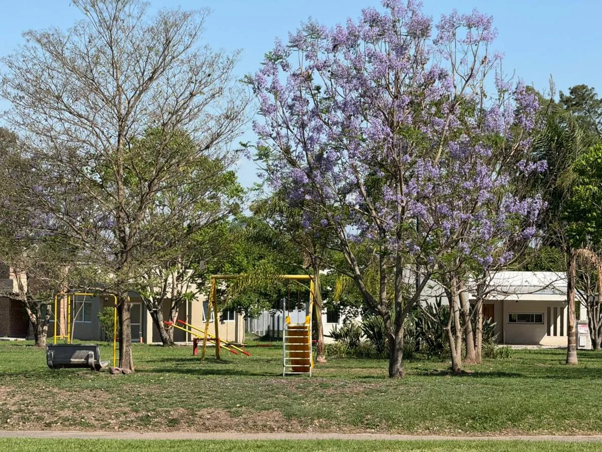 VENTA TERRENO CENTRAL PRADERAS DEL NOGAL foto 2