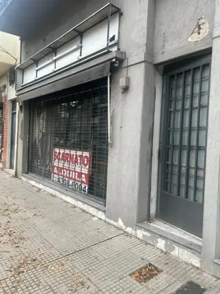 Excelente Local Comercial en Alquiler foto 2