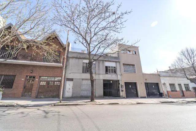Casa en Villa Urquiza - 7 ambientes