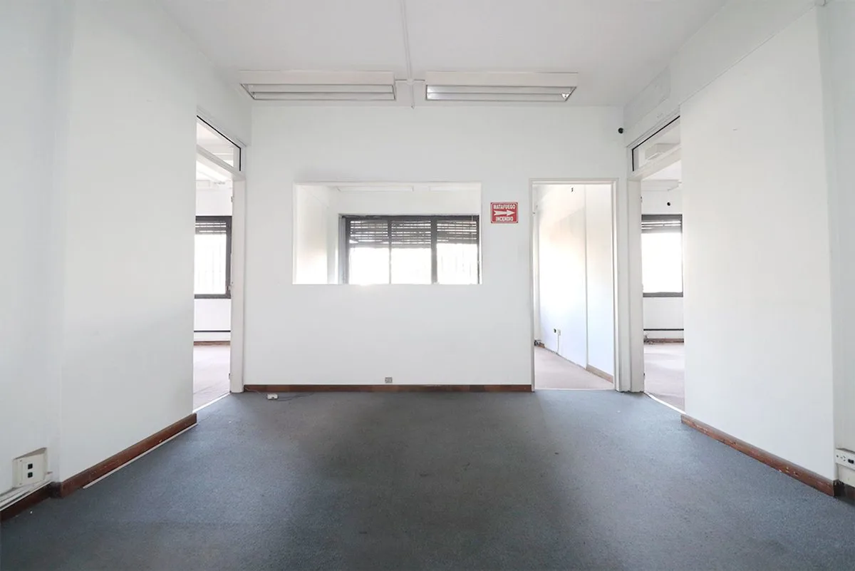Alquiler Oficina Comercial Piso Entero Microcentro foto 4