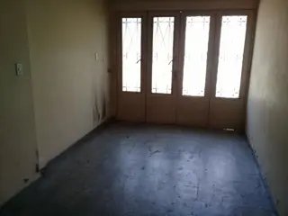EXCELENTE PROPIEDAD EN LOTE PROPIO CON FONDO. foto 1