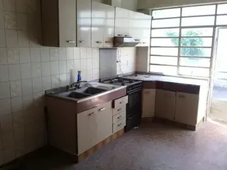 EXCELENTE PROPIEDAD EN LOTE PROPIO CON FONDO. foto 2