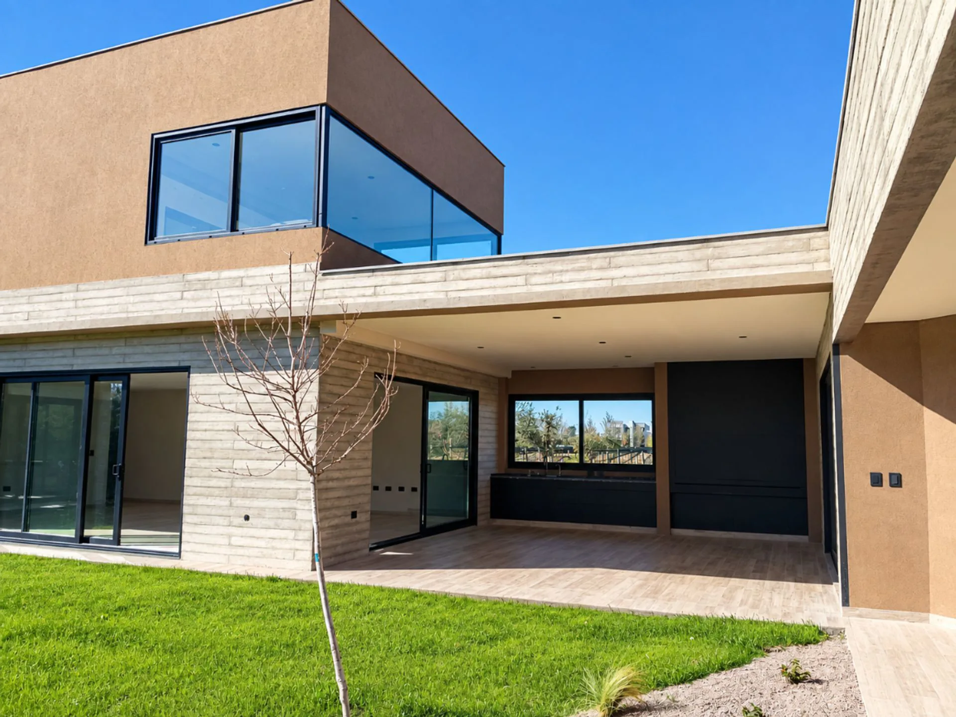 VENTA CASA EN LA TOSCANA, LUJÁN DE CUYO foto 3
