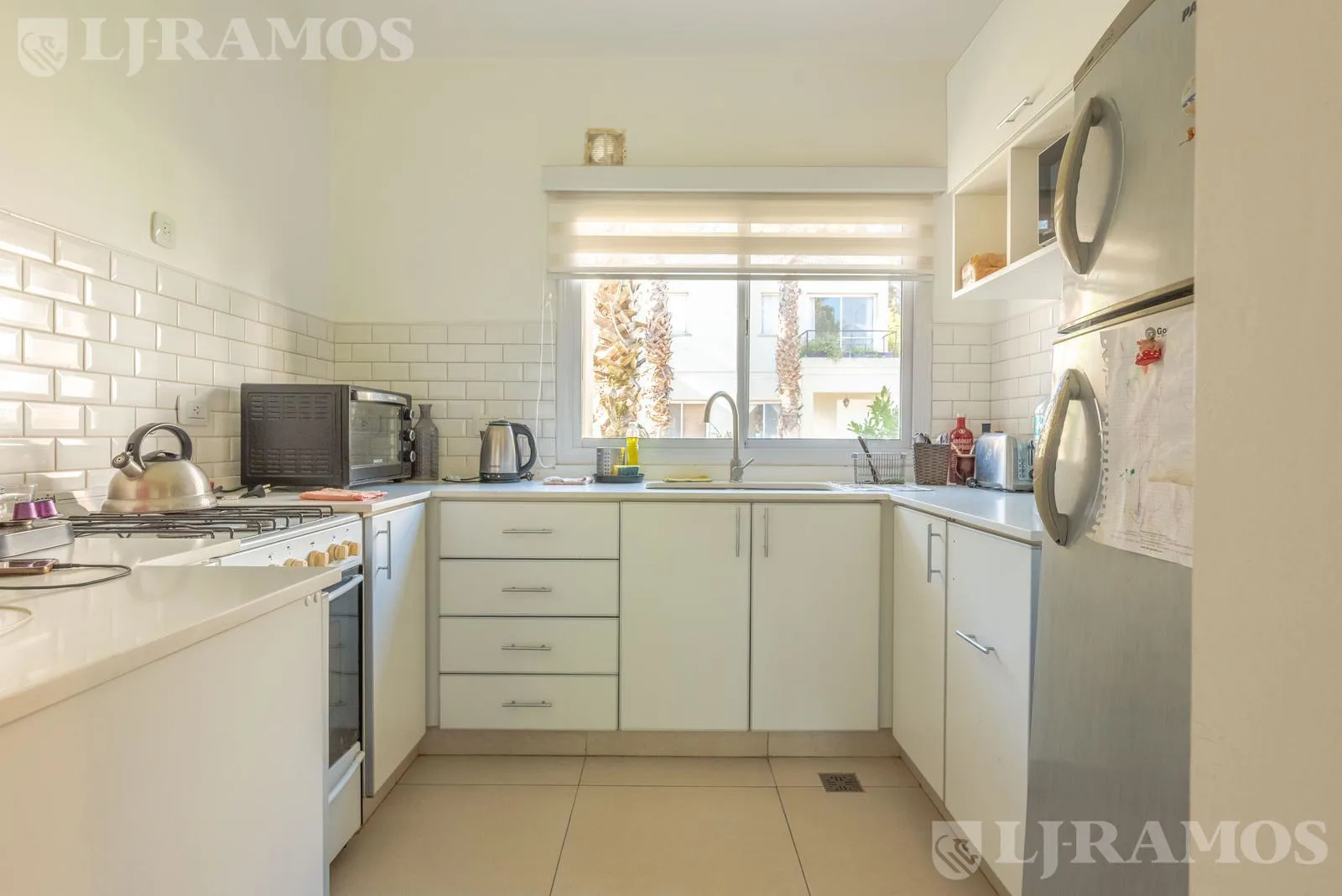 VENTA. TOWN HOUSE. 2 dormitorios. Jardin. AMenities Barrio Palmas del Sol foto 5