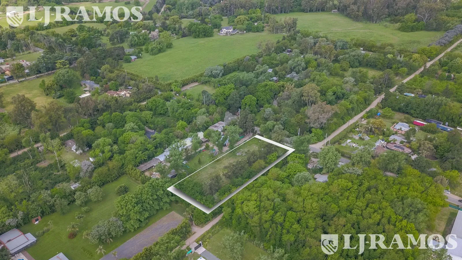 VENTA TERRENO -ESQUINA SOBRE SOR TERESA - CORREDOR COMERCIAL - ZONA PILARÁ - . foto 4