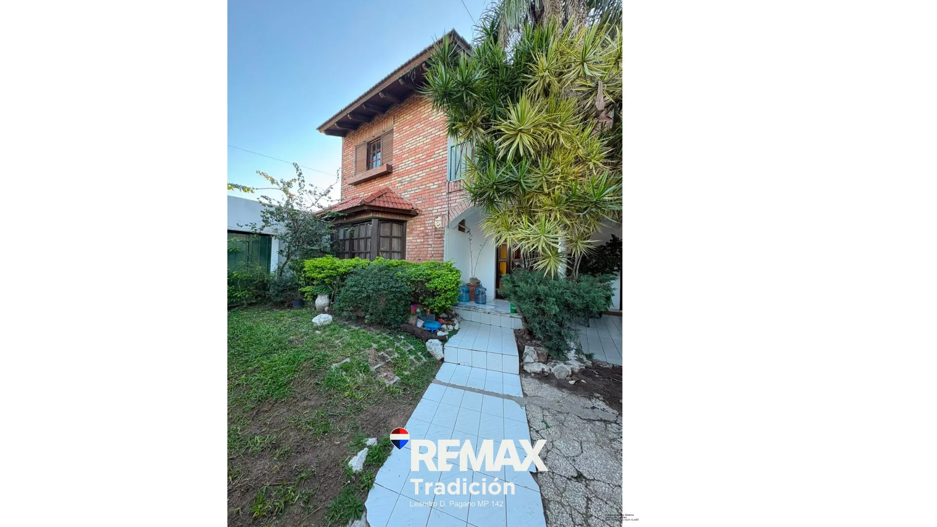 Casa tipo dúplex en excelente ubicación