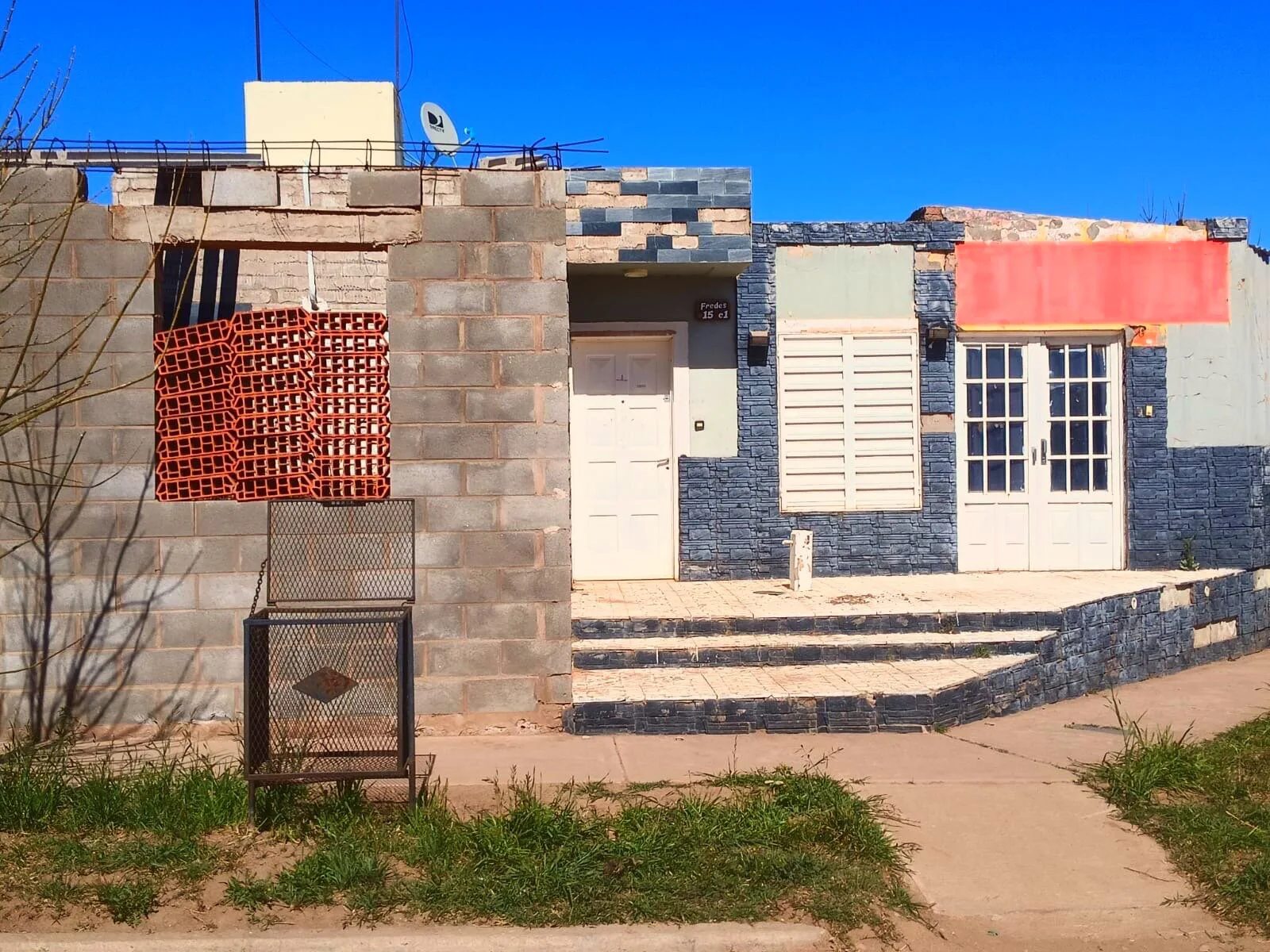 OFERTA LA PUNTA 900 Viv casa esquina