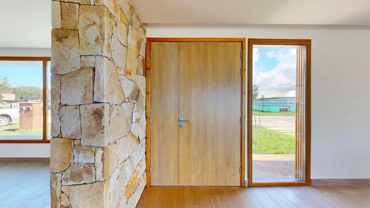 CASA EN VENTA ARENAS CHICO 4 AMB-BARRRIO PRIVAD0 foto 5