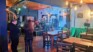 VENTA DE FONDO DE COMERCIO RUBRO RESTO BAR foto 4