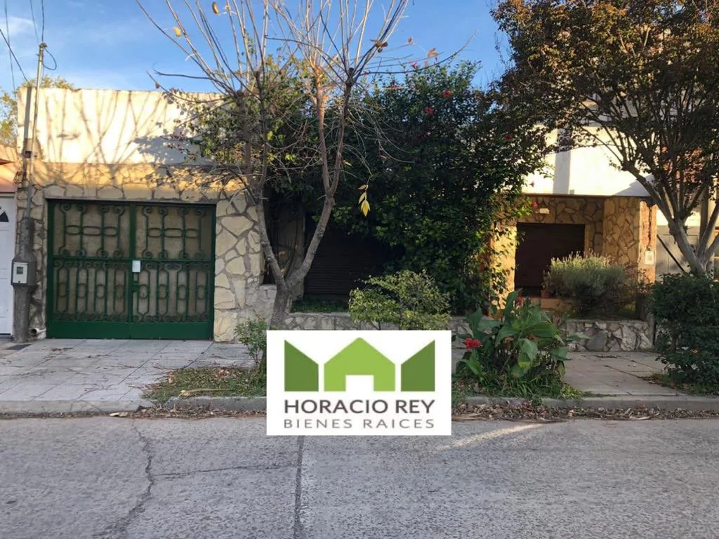 Propiedad ubicada en calle Arroquigaray al 1400 - Monte