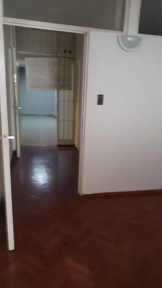 E VENTA OFICINA CENTRICA foto 4