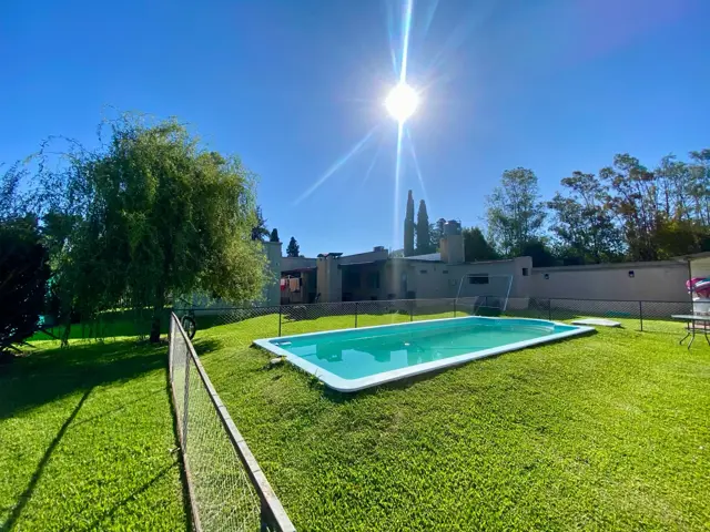 Casa Quinta en Venta - Francisco Alvarez