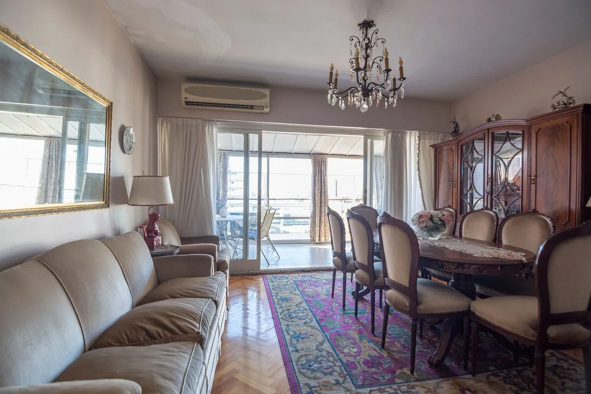 Venta Depto 4 Amb Almagro con Balcon Aterrazado foto 2