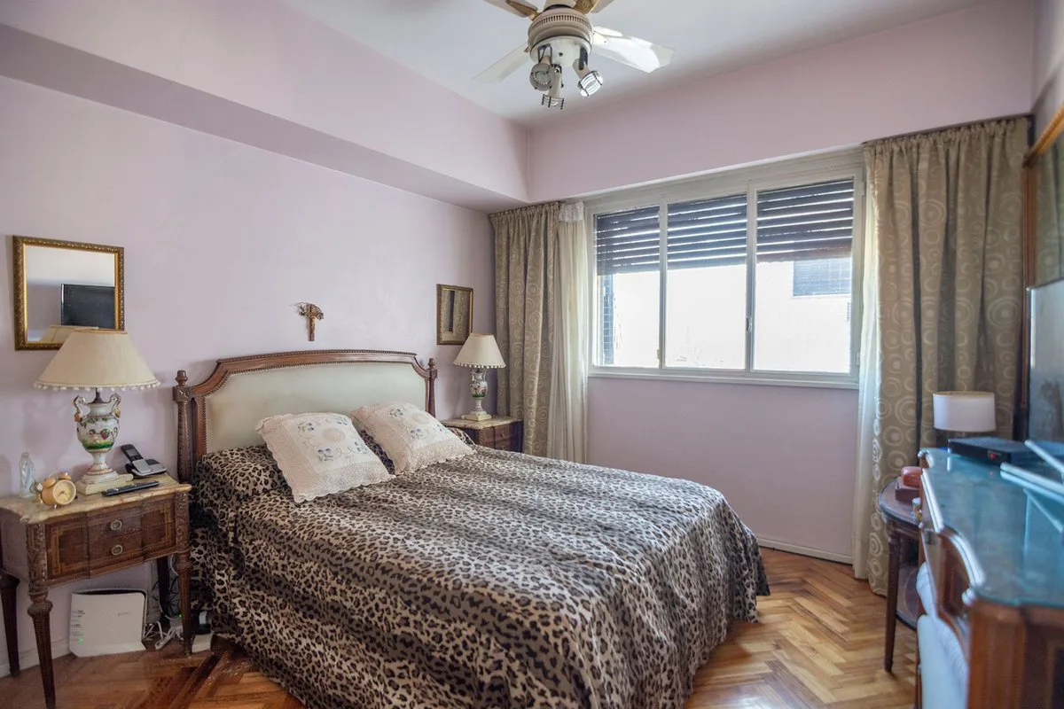 Venta Depto 4 Amb Almagro con Balcon Aterrazado foto 3
