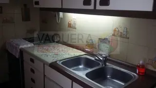 Impecable chalet de 4 ambientes en una planta con jardin y pileta foto 4