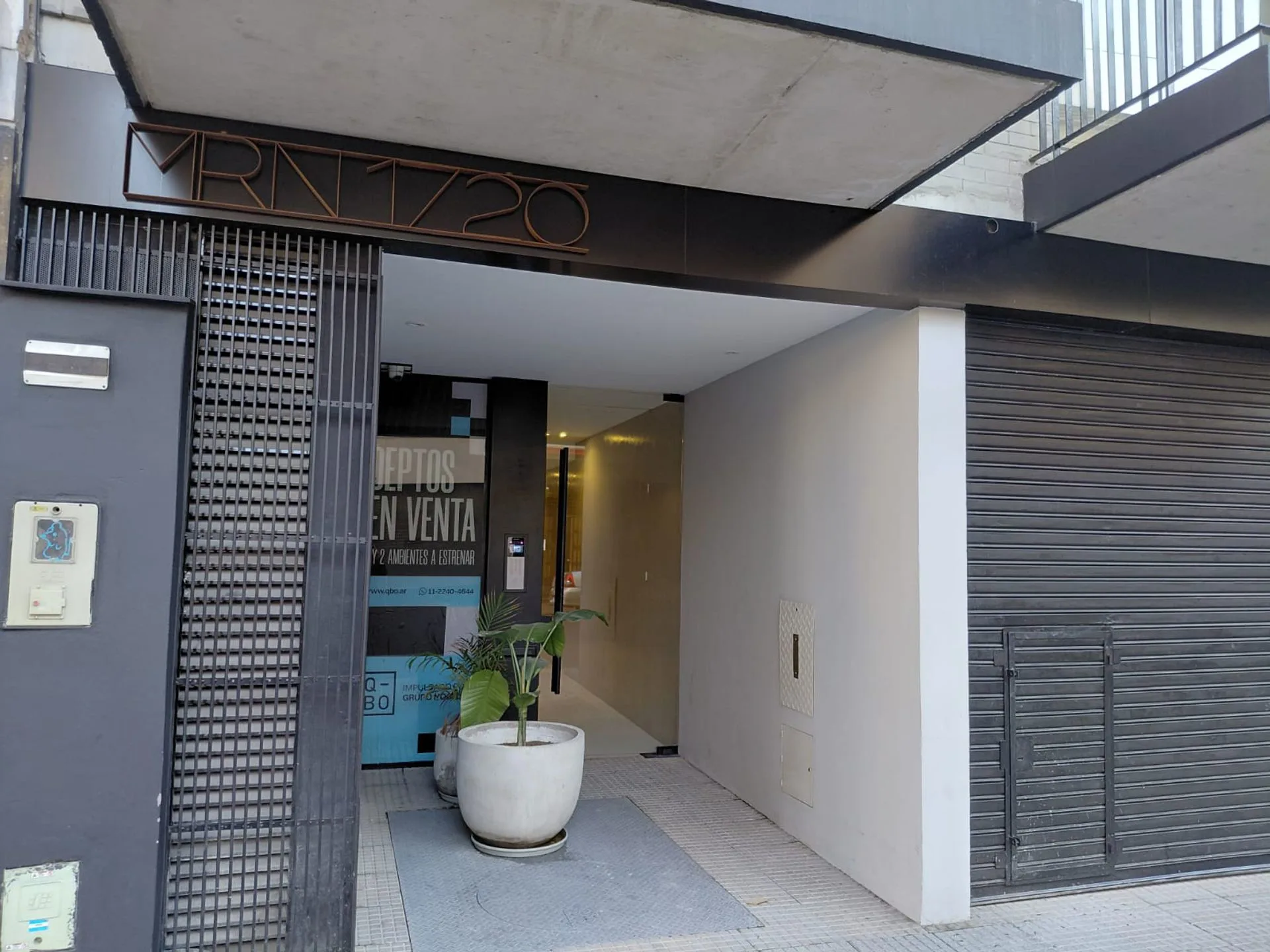 Alquiler Departamento a estrenar. Balcón, terraza foto 2