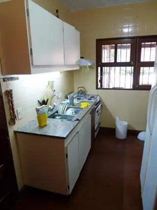 SE VENDE CASA EN PINAMAR A 5 CUADRAS DE LA PLAYA foto 2