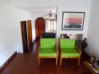 SE VENDE CASA EN PINAMAR A 5 CUADRAS DE LA PLAYA foto 4